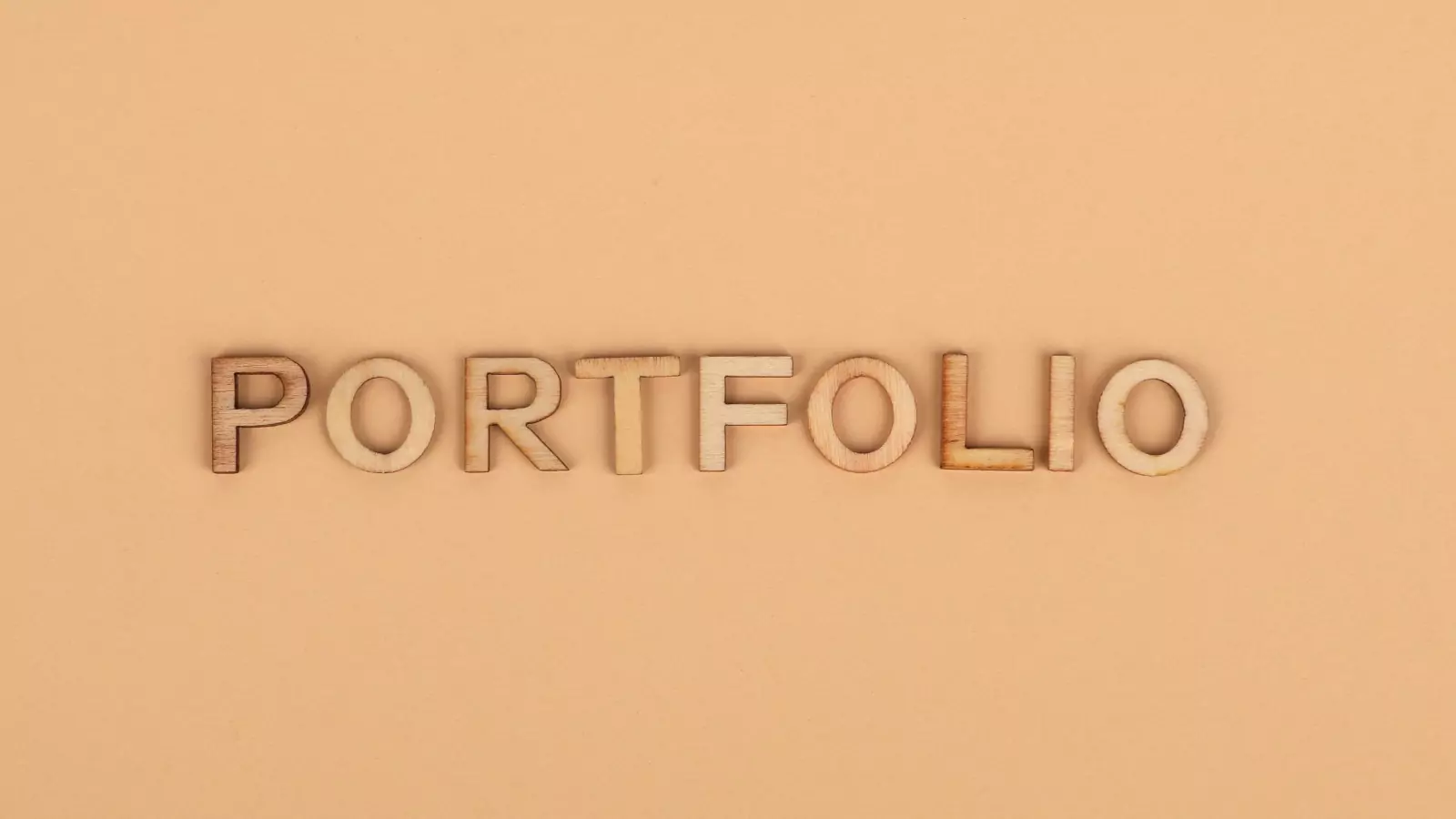 Building a Strong Portfolio in an Undergraduate IT Course