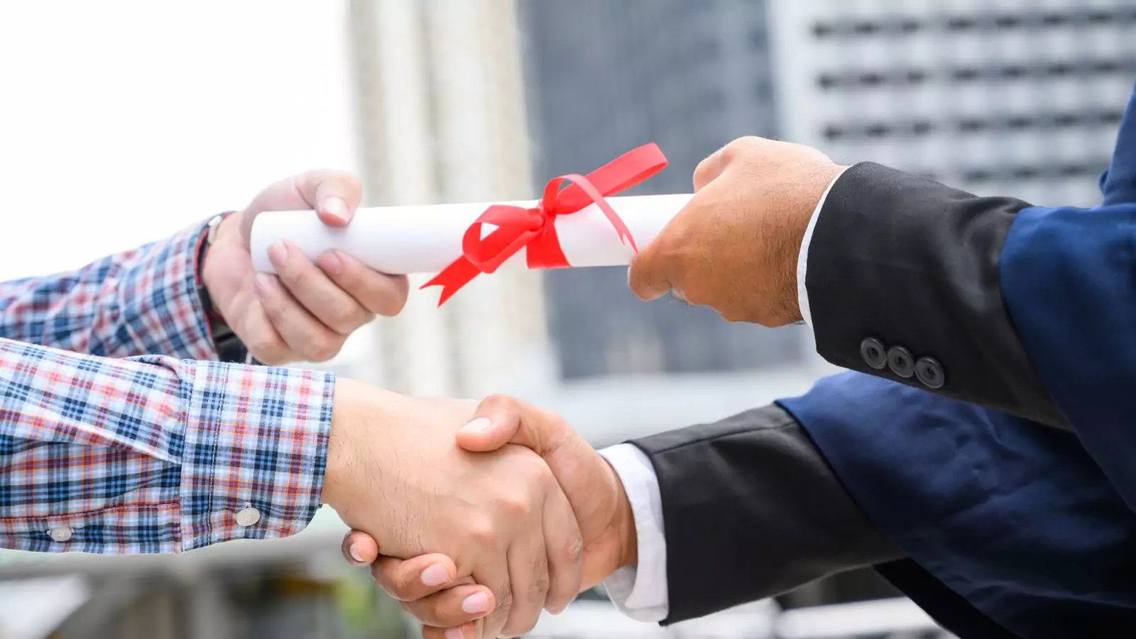From Certificates to Careers: How Value-Added Courses Add Value to Resumes